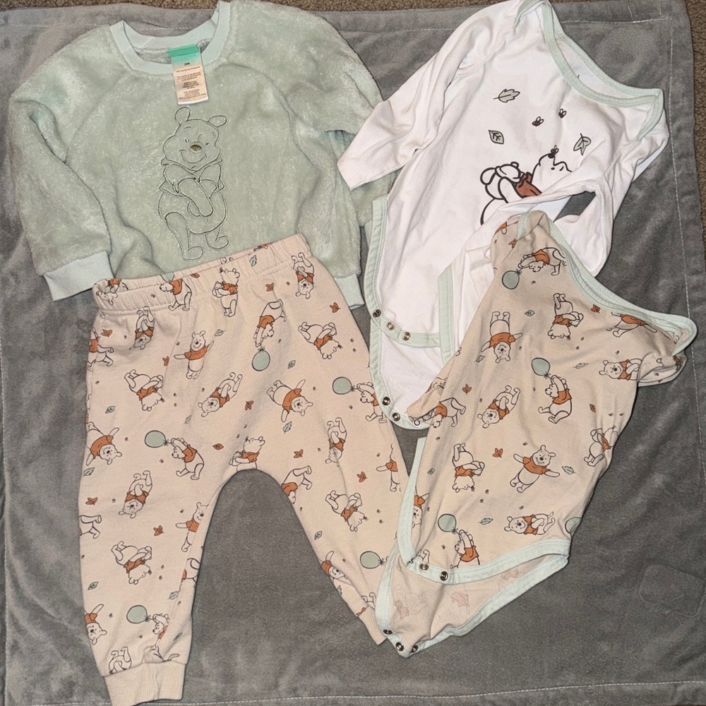 4pc set size 24mos gender neutral - Picture 2 of 2